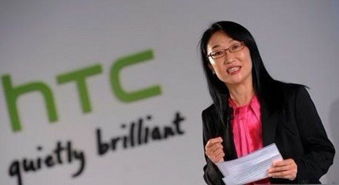 ,智能手机,Apple,腾讯,王雪红反思HTC：创新深度及营销推广不足