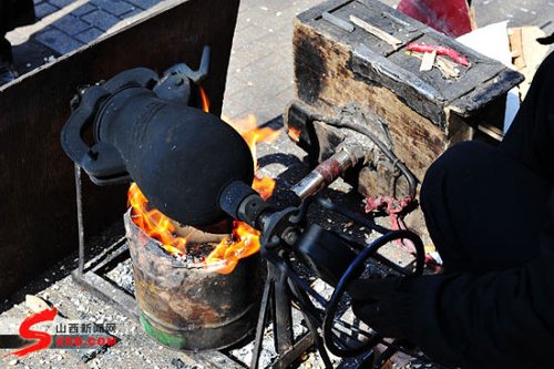 ,网民,中国老式爆米花机登上美国探索节目走红