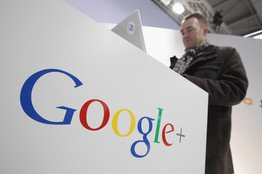 ,Google,Facebook,社交网络,管理层,智能手机,谷歌强迫用户使用Google+ 向Facebook发起挑战